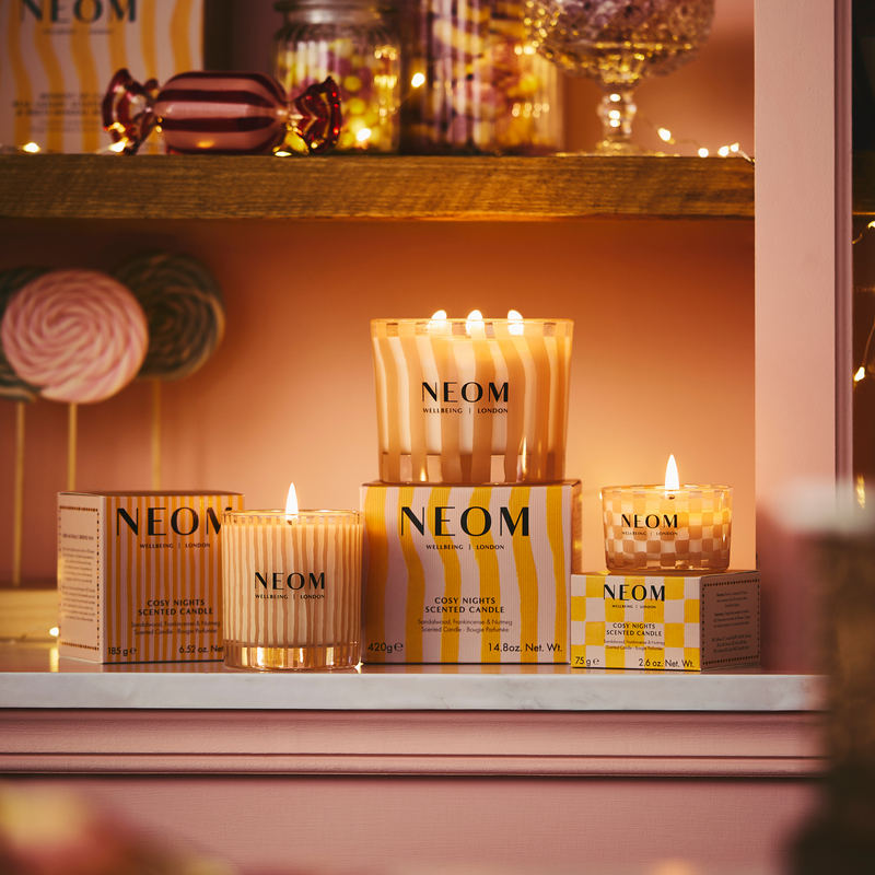 NEOM ORGANICS Cosy Nights Scented Candle Travel Amelia Nour