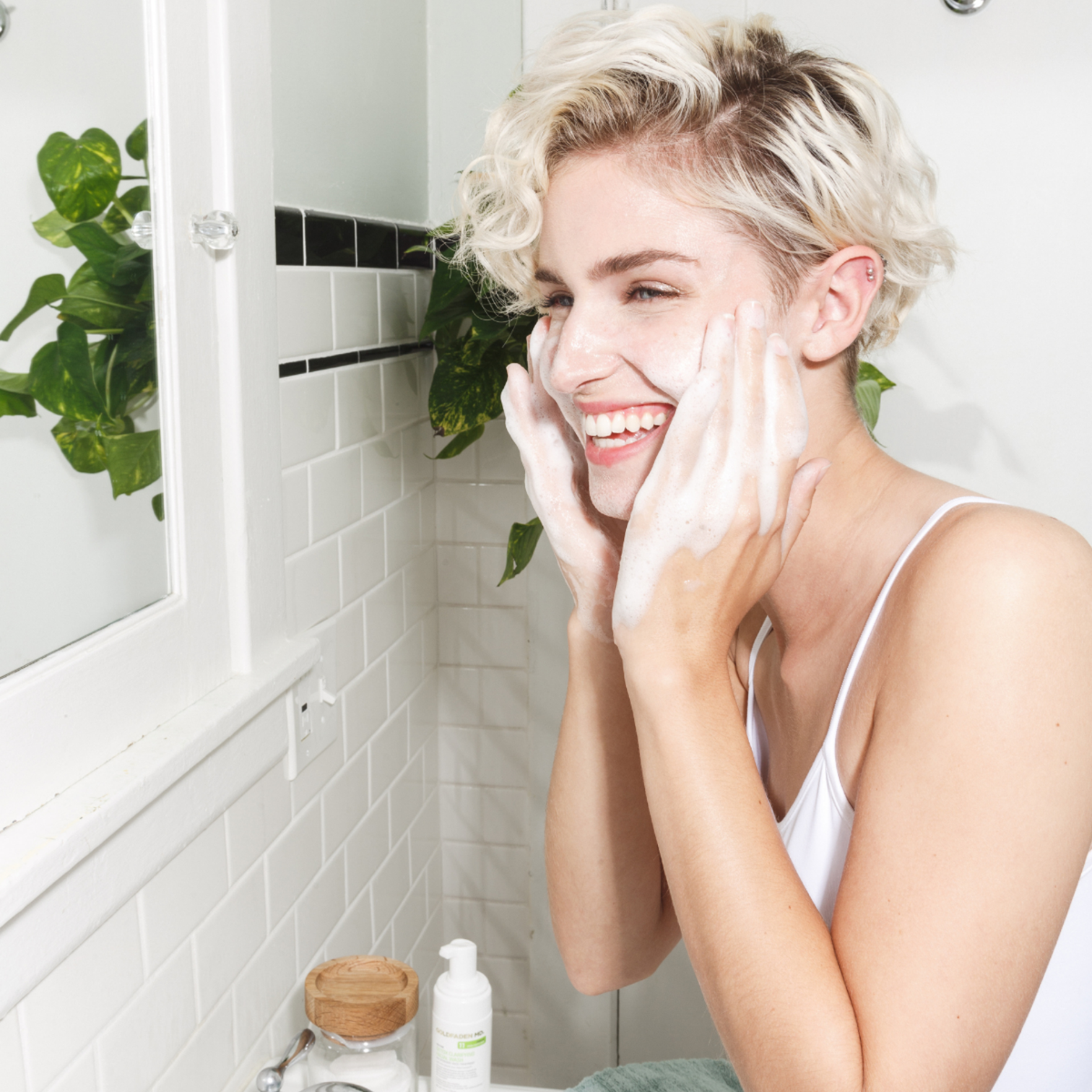 Detox Clarifying Facial Wash