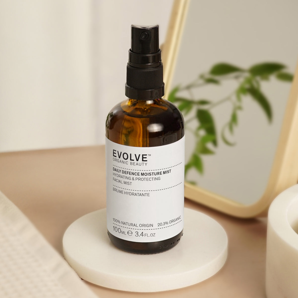 Daily Defence Moisture Mist